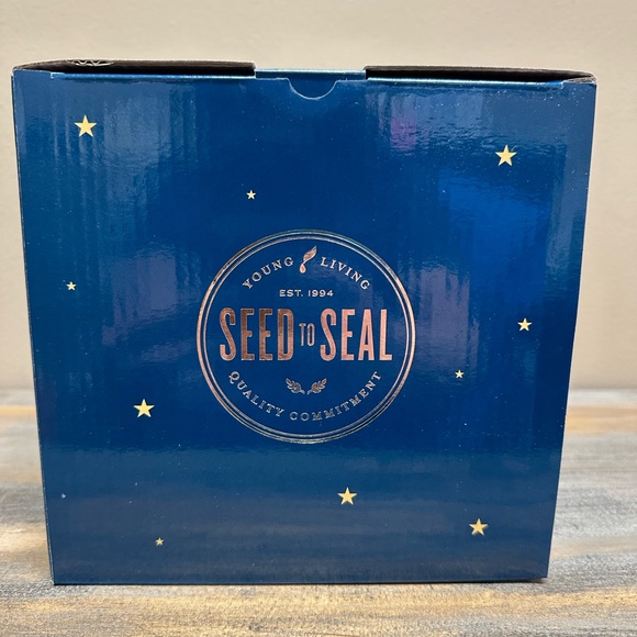 Young Living Kidscents Feather the Owl Kids Ultrasonic Diffuser NIB - Picture 10 of 10